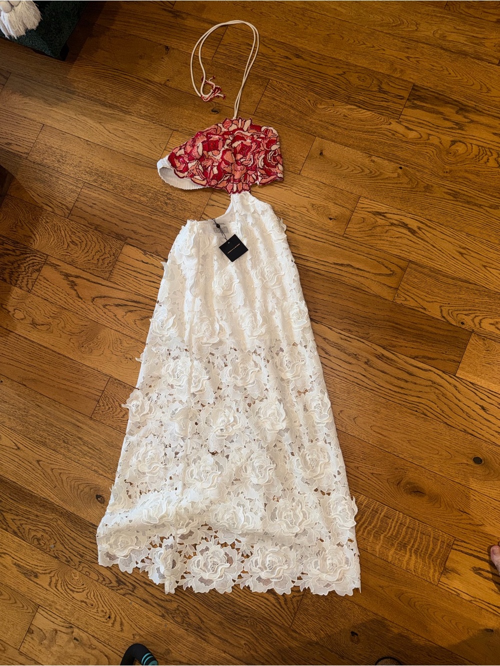 Women’s White Lace dress with floral padded top